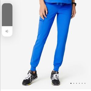 BUNDLE two pairs of FIGS Zamora joggers